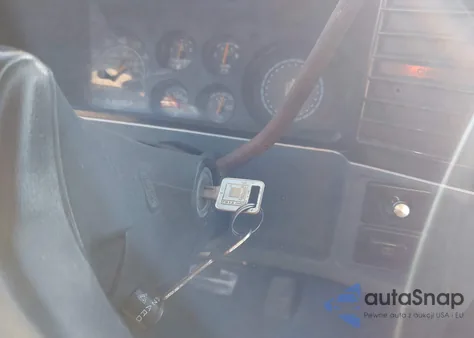 1986 Chevrolet Monte Carlo z USA, uszkodzony, nr VIN 1G1GZ37H1GR168519